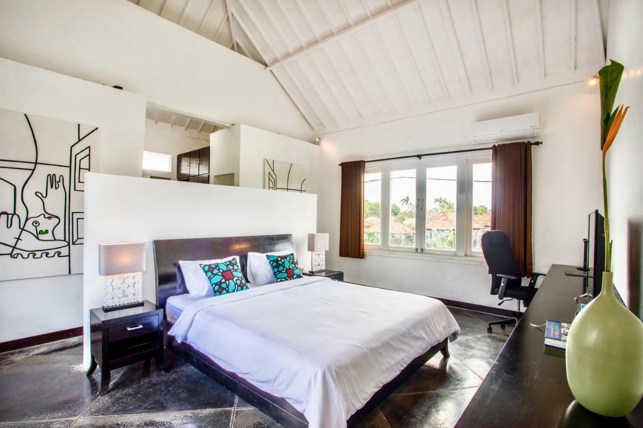 Villa Julia | Heart Of Seminyak | 350M Beach Extérieur photo